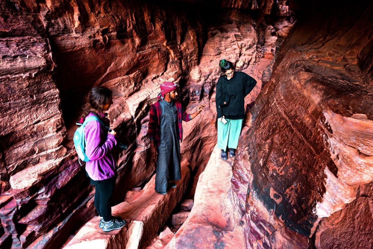 Bedouin Nights Camp Hotell Wadi Rum Exteriör bild