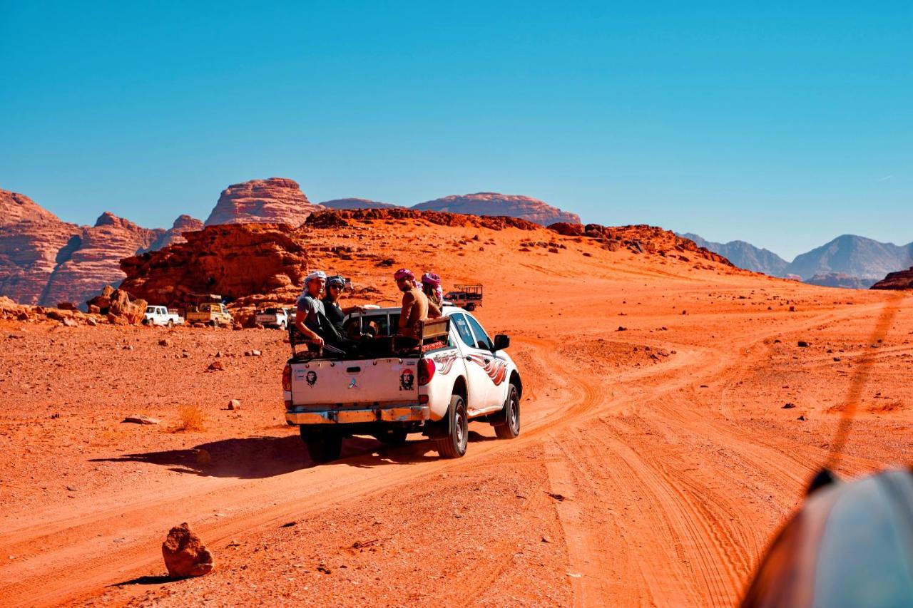 Bedouin Nights Camp Hotell Wadi Rum Exteriör bild