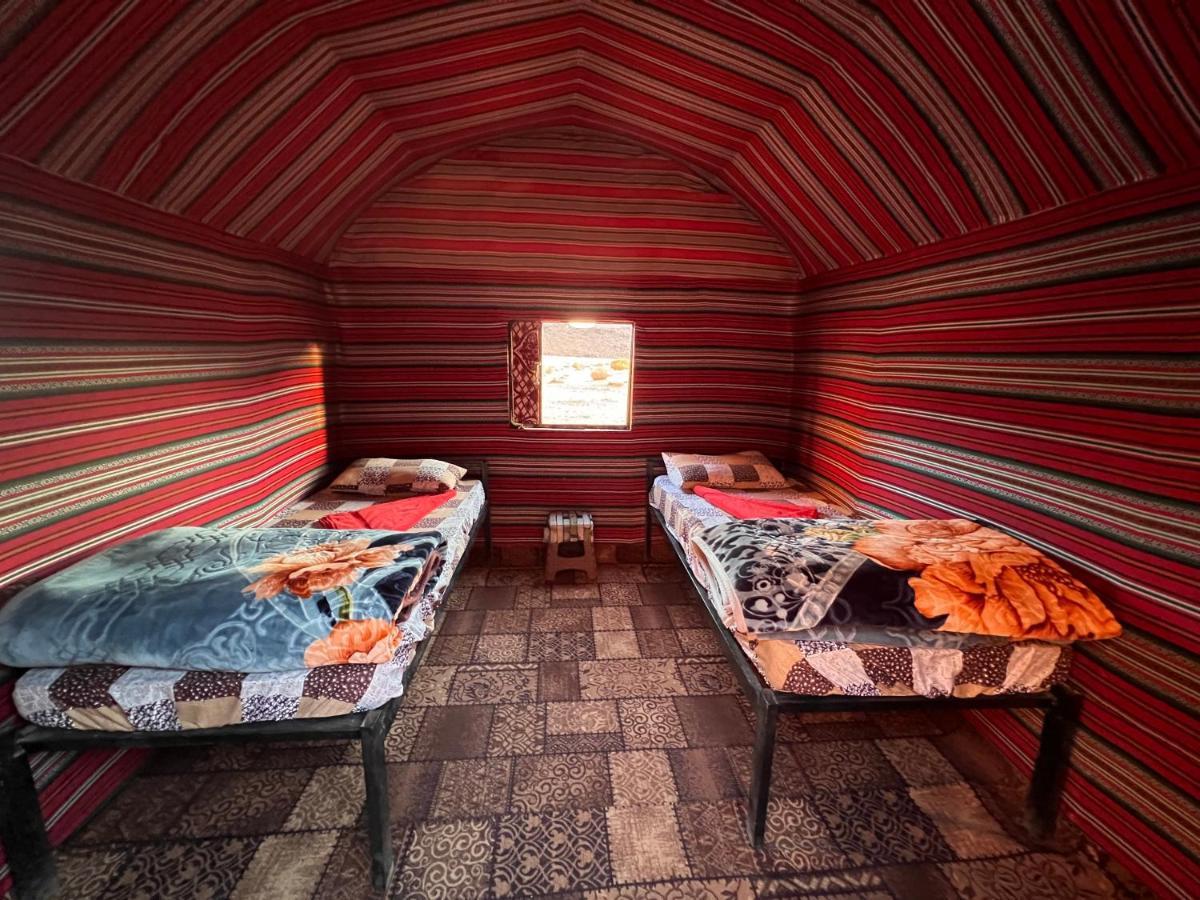 Bedouin Nights Camp Hotell Wadi Rum Exteriör bild