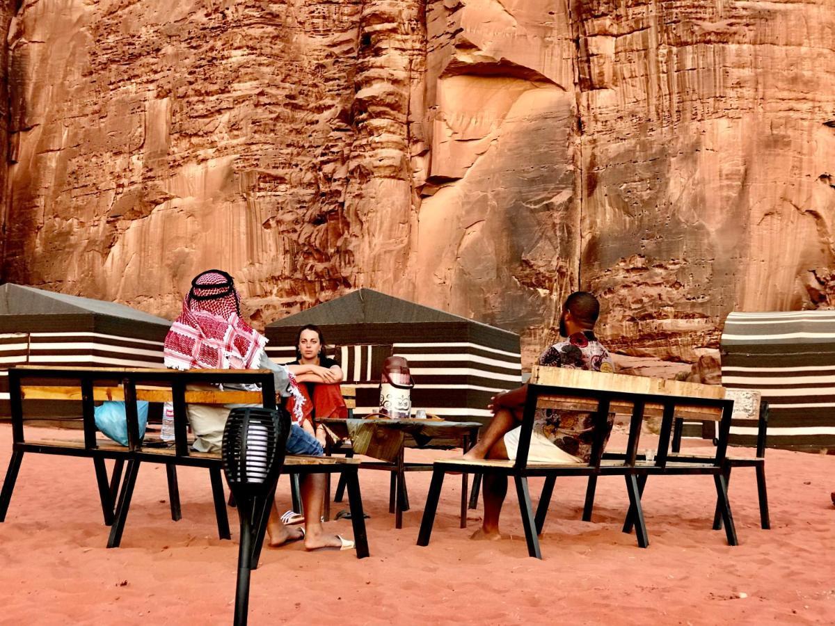 Bedouin Nights Camp Hotell Wadi Rum Exteriör bild