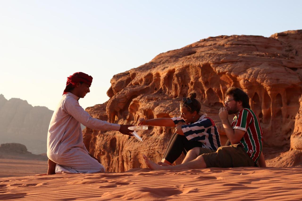 Bedouin Nights Camp Hotell Wadi Rum Exteriör bild