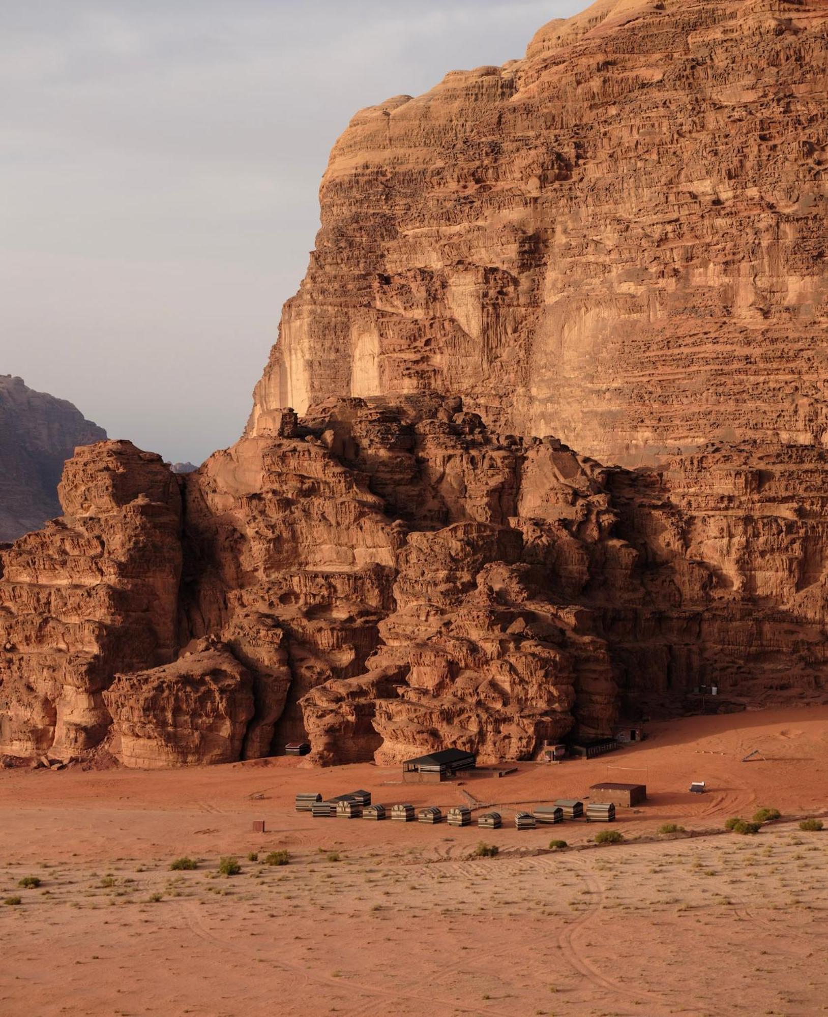 Bedouin Nights Camp Hotell Wadi Rum Exteriör bild
