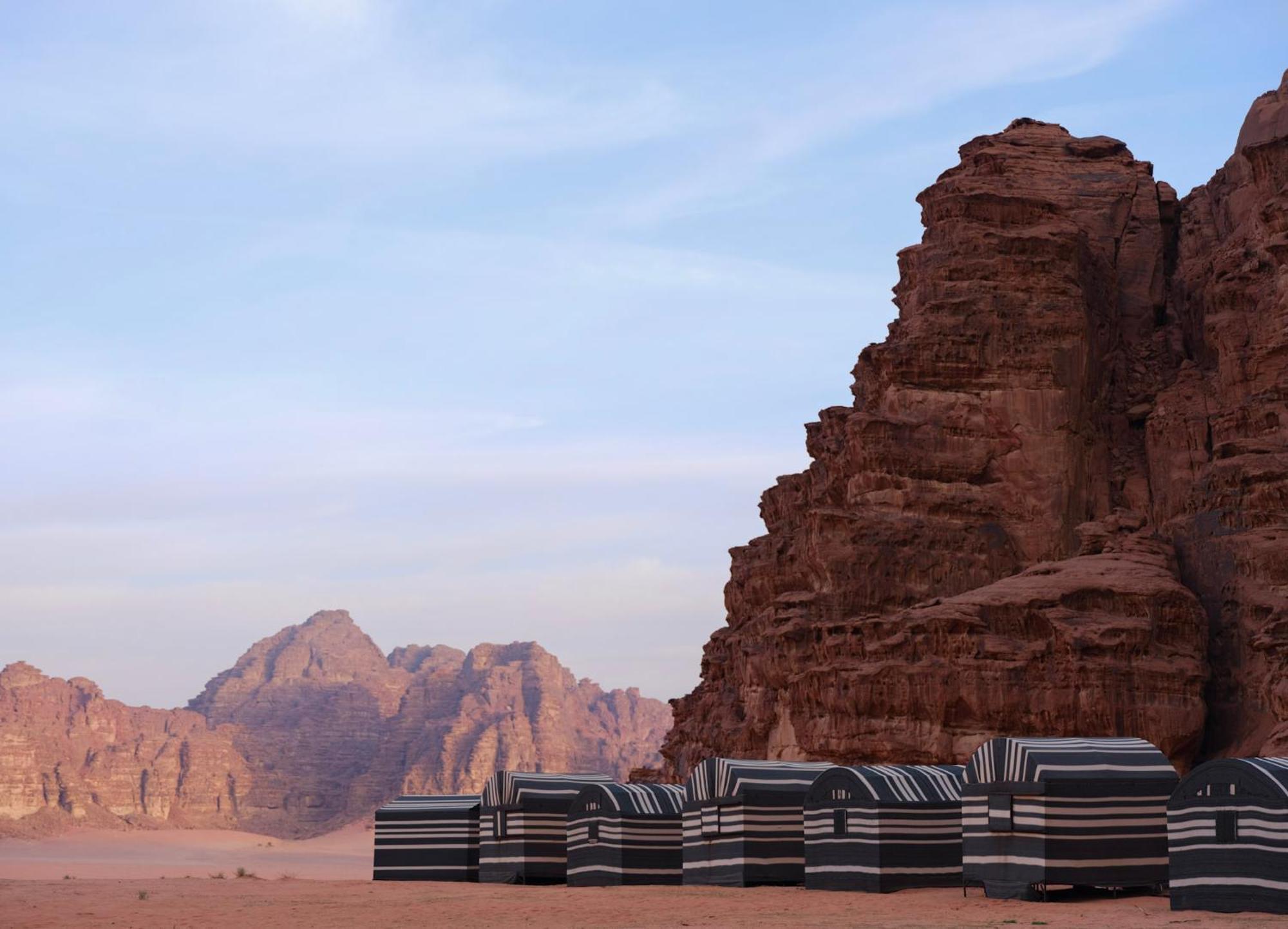 Bedouin Nights Camp Hotell Wadi Rum Exteriör bild