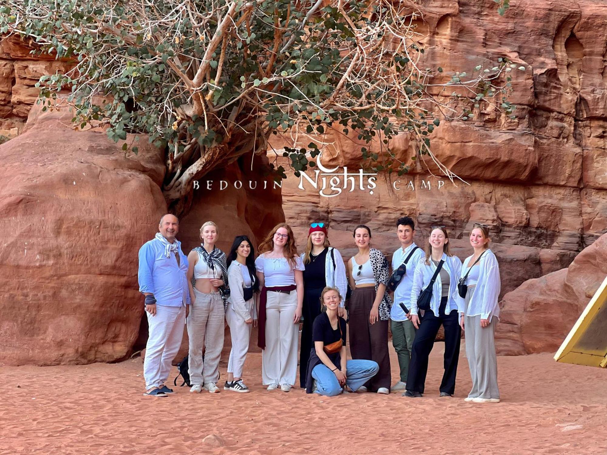 Bedouin Nights Camp Hotell Wadi Rum Exteriör bild